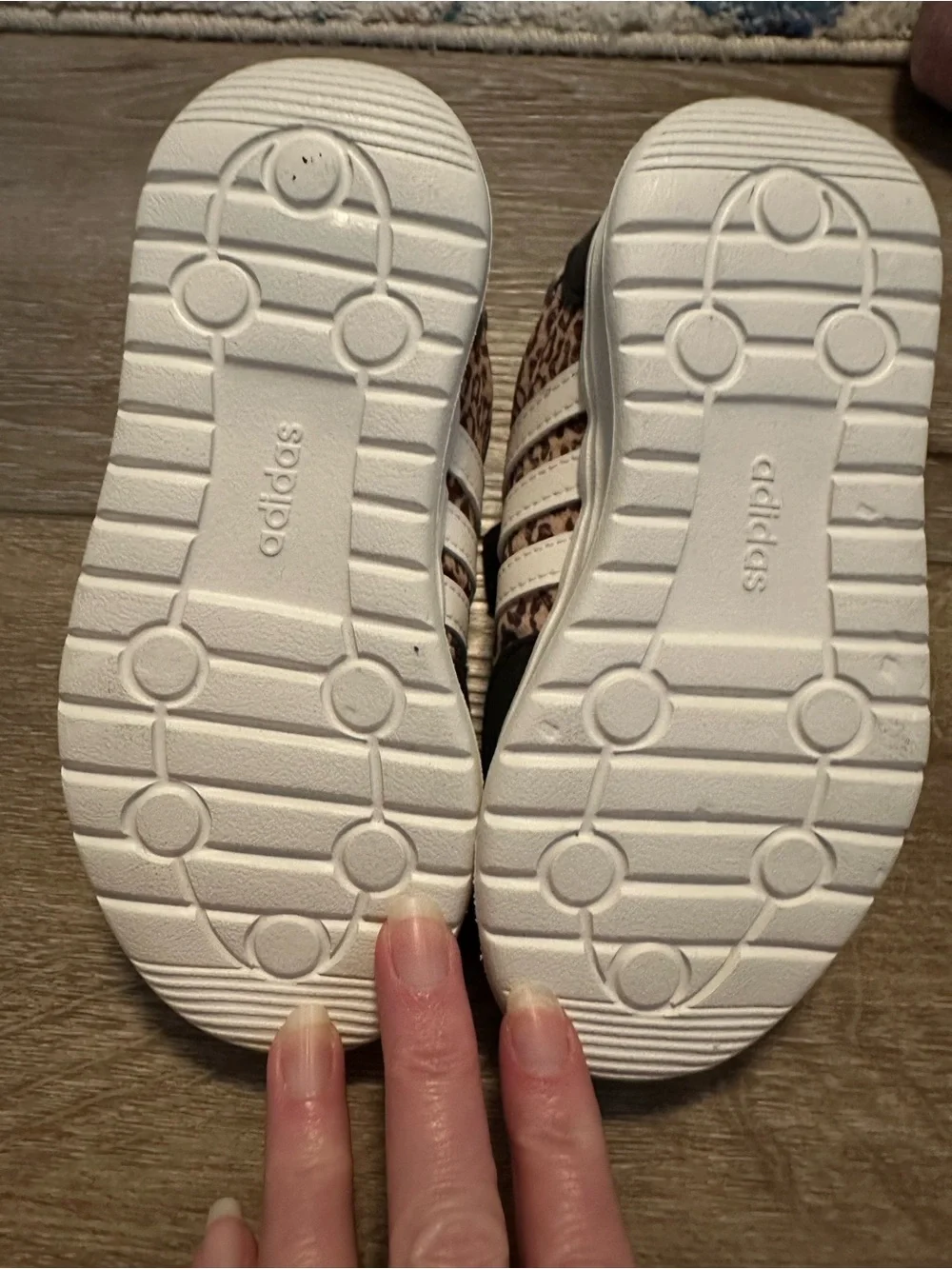 adidas Kids Black & Tan Leopard Accent Sneakers size 10c